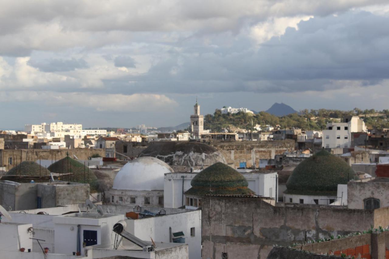 Maison Du 18Eme Siecle Tunis Exteriör bild